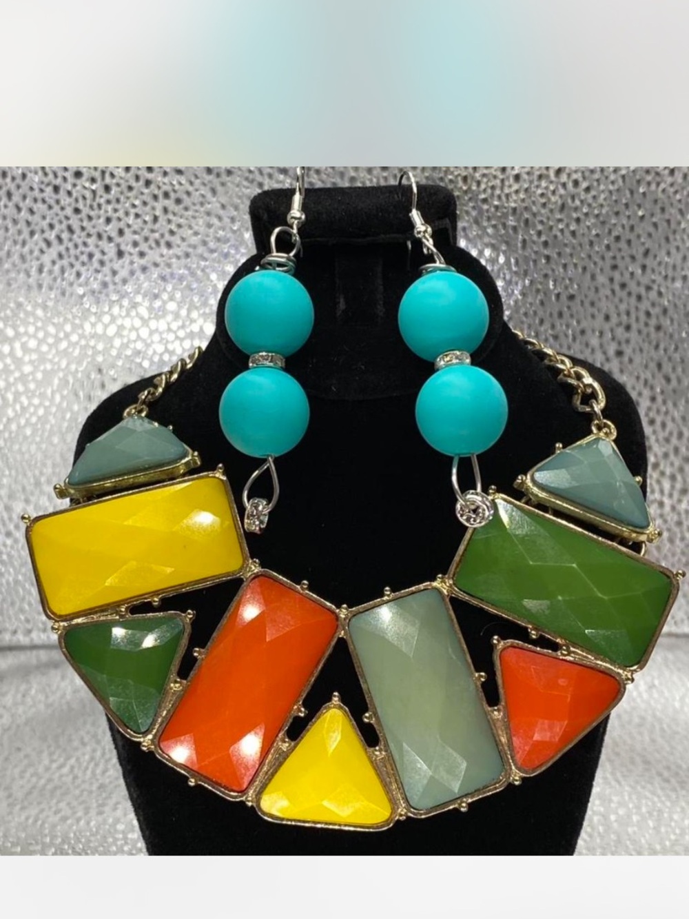 **Southwestern  ^^^ Color Block Statement Necklace \ Earrings  ***